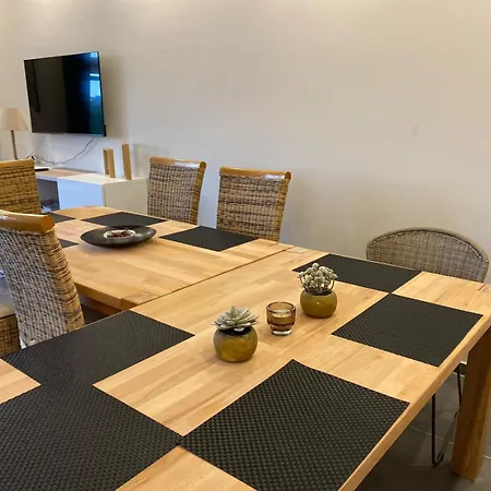 Ferienwohnung Pier 2 In מלון דירות *